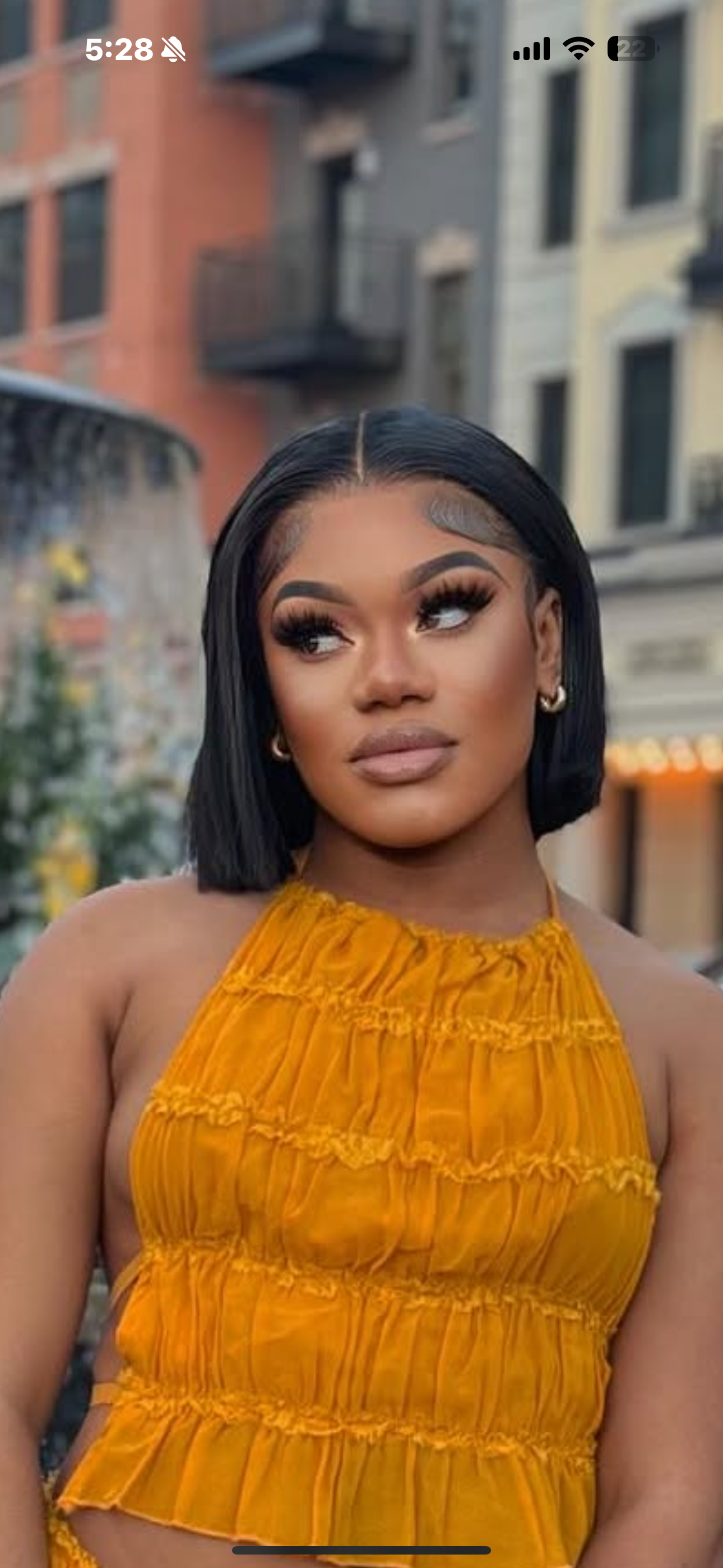 STRAIGHT BLACK BOB FULL FRONTAL