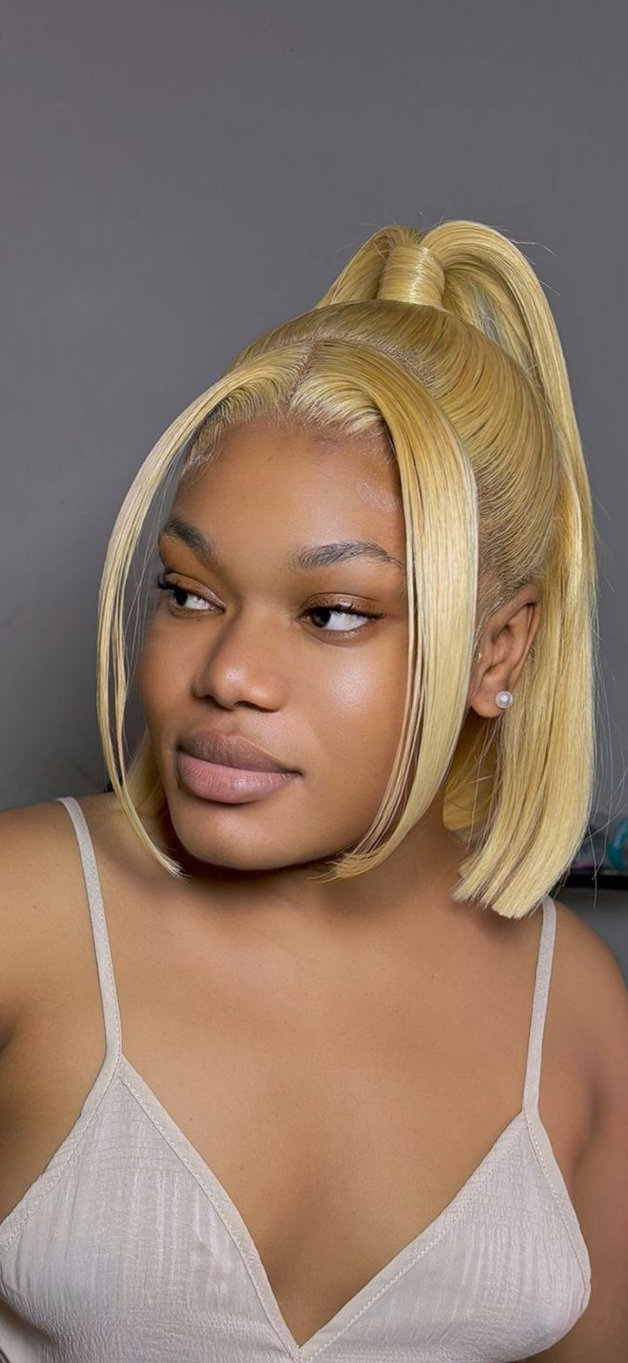 BOB BLONDE FULL FRONTAL 13X4